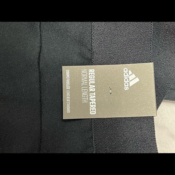 ADIDAS Regular tapered yoga pants/jogger - Picture 9 of 9